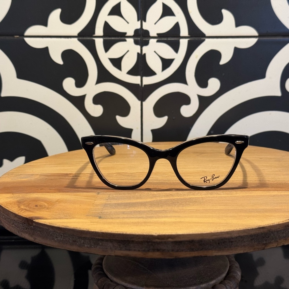 Discontinued rare Ray-Ban black cat eye glasses NWOT